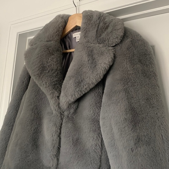 TOPSHOP faux fur gray jacket - Picture 2 of 9